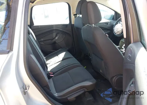 2013 Ford Escape S from USA, damaged, VIN 1FMCU0F71DUD47885